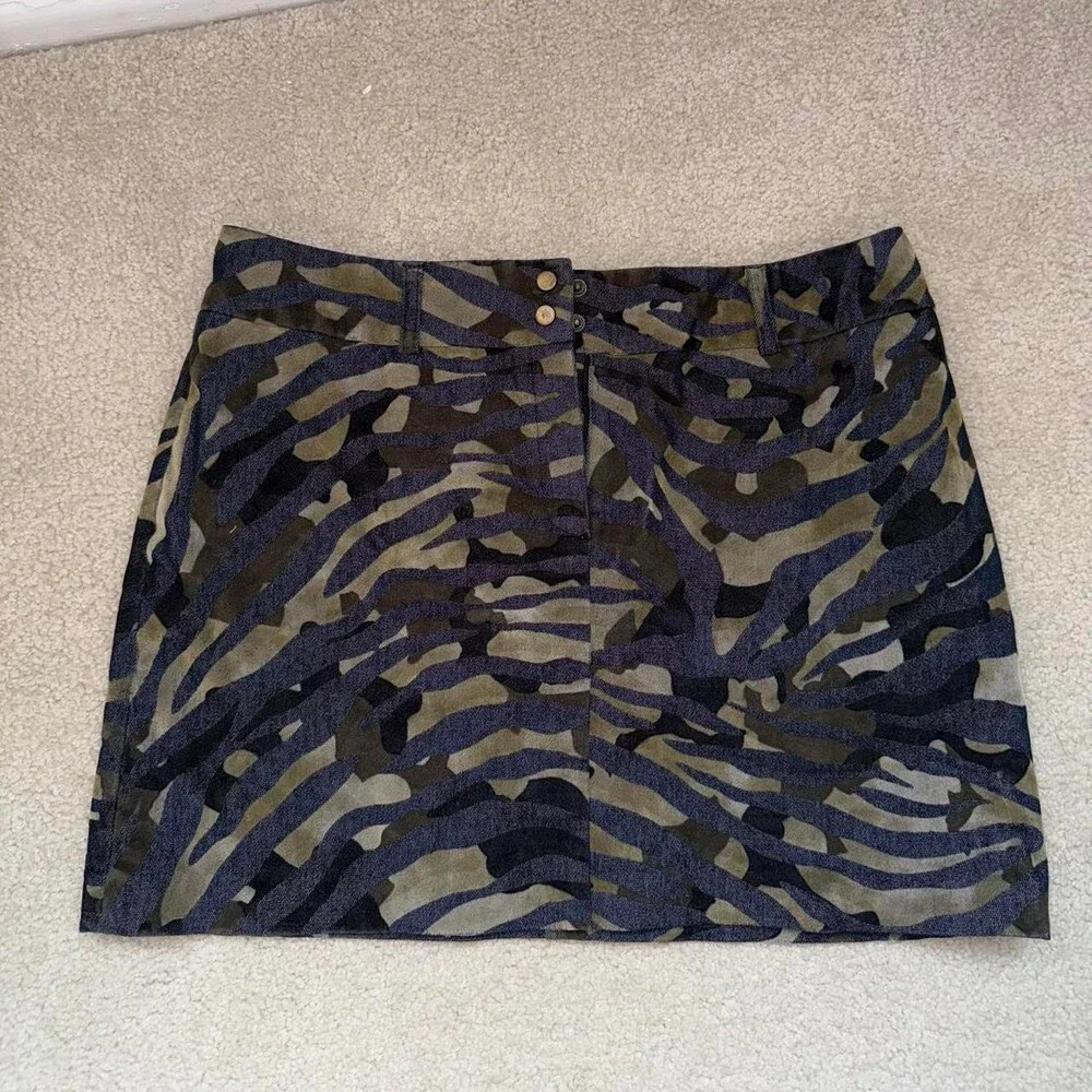 Express green black
